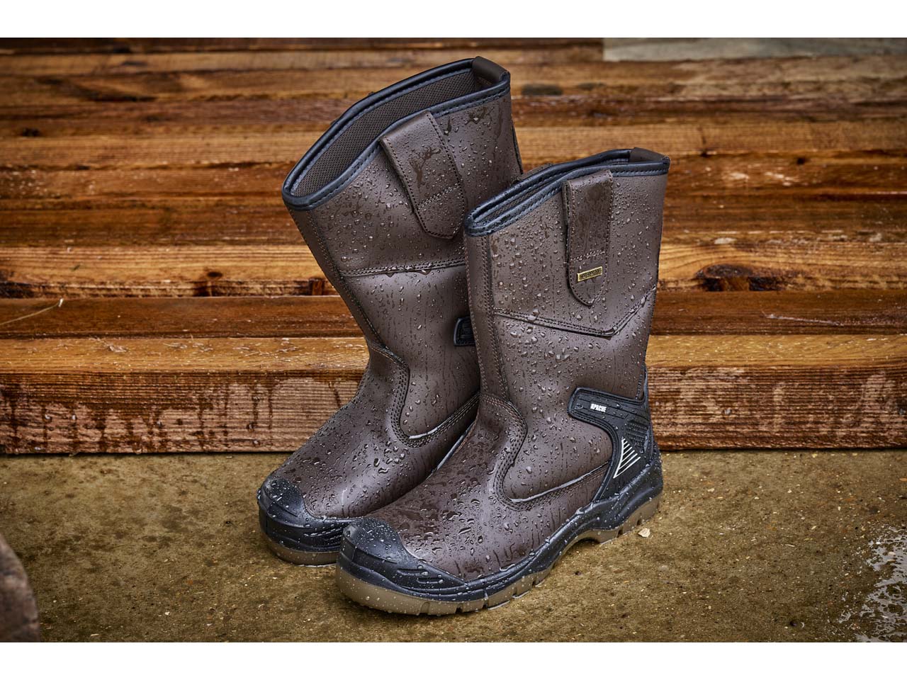 Waterproof rigger outlet boots uk