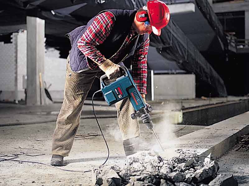 Hammer drill deals and breaker