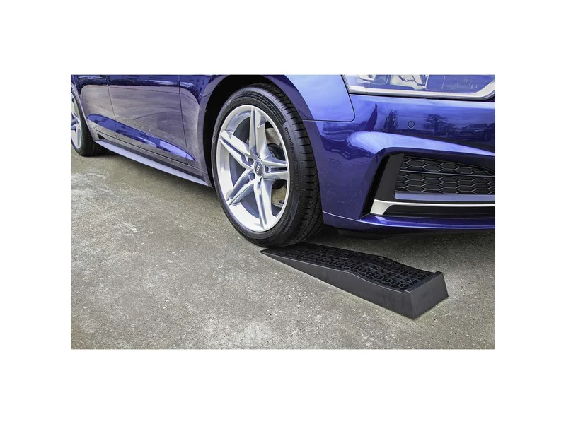 Sealey CAR3000LR Car Ramps Low Entry 1.5tonne Capacity per Ramp 3tonne Capacity per Pair