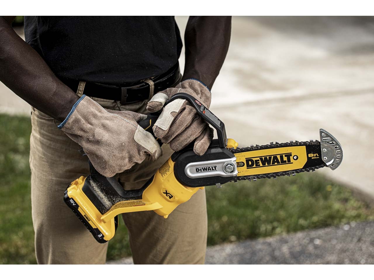 Dewalt tree outlet saw