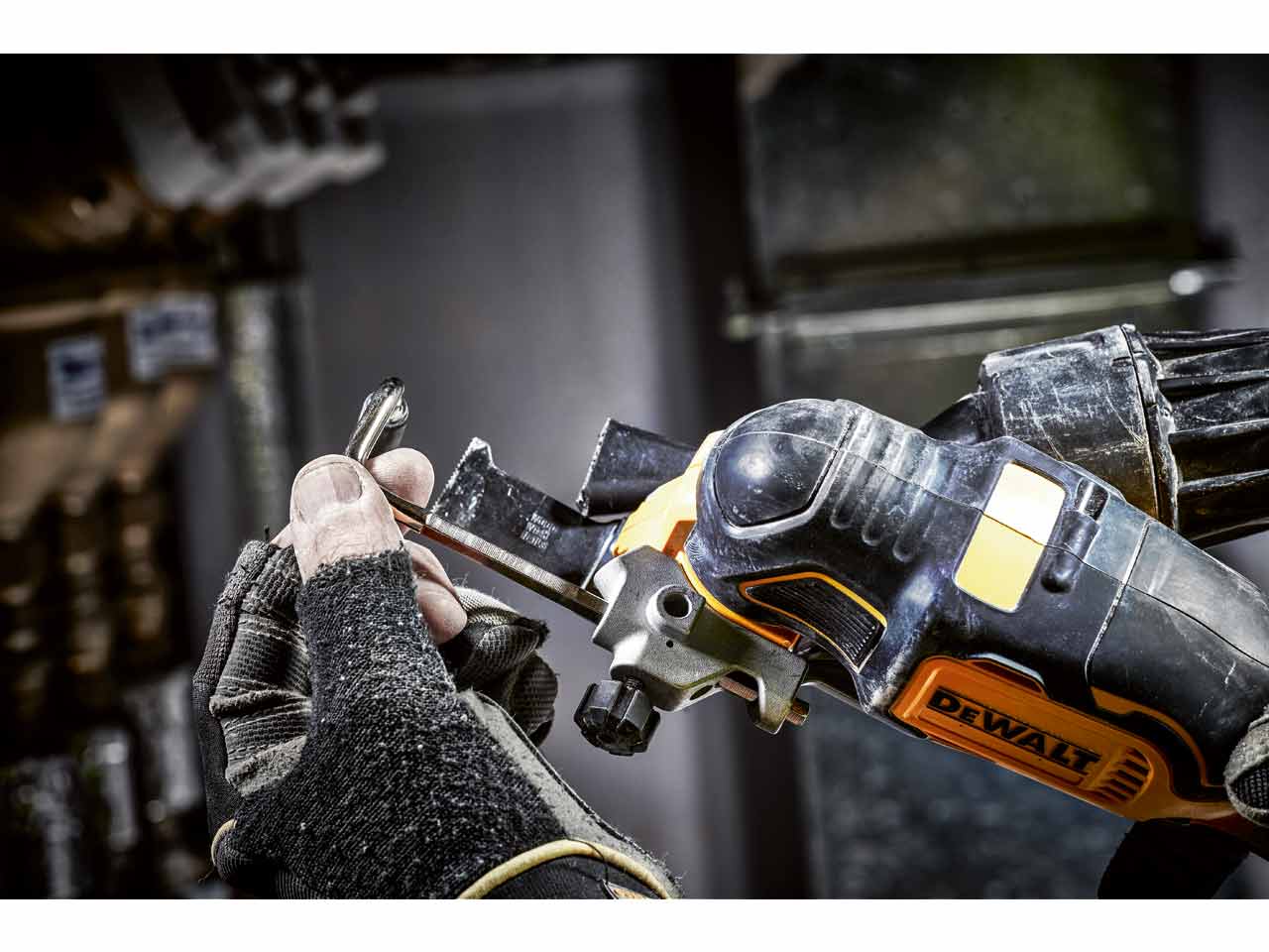 Dewalt oscillating 2024 multi tool