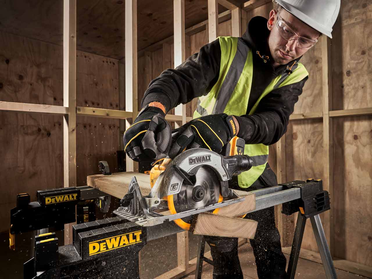 Dewalt 18 discount volt skill saw