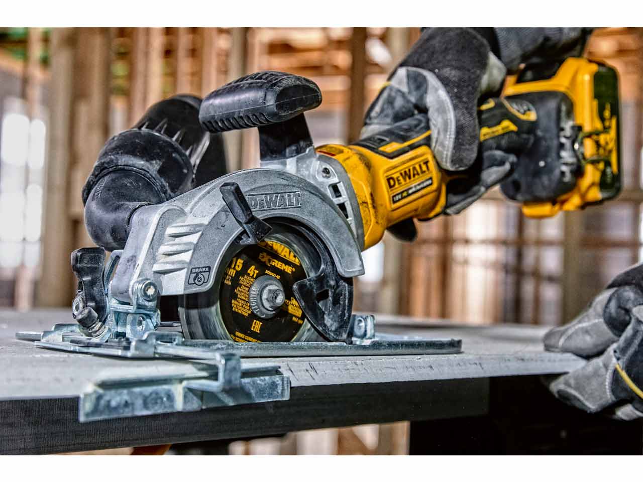 Dewalt small on sale circular saw