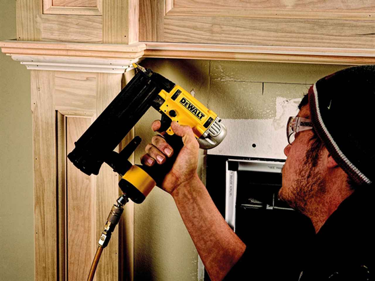 Dewalt deals 18 gauge