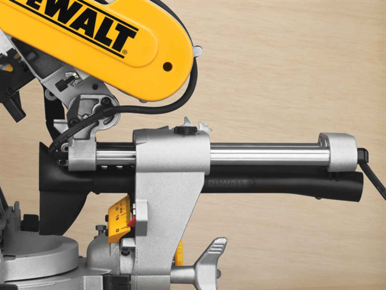 12 dewalt deals compound miter saw