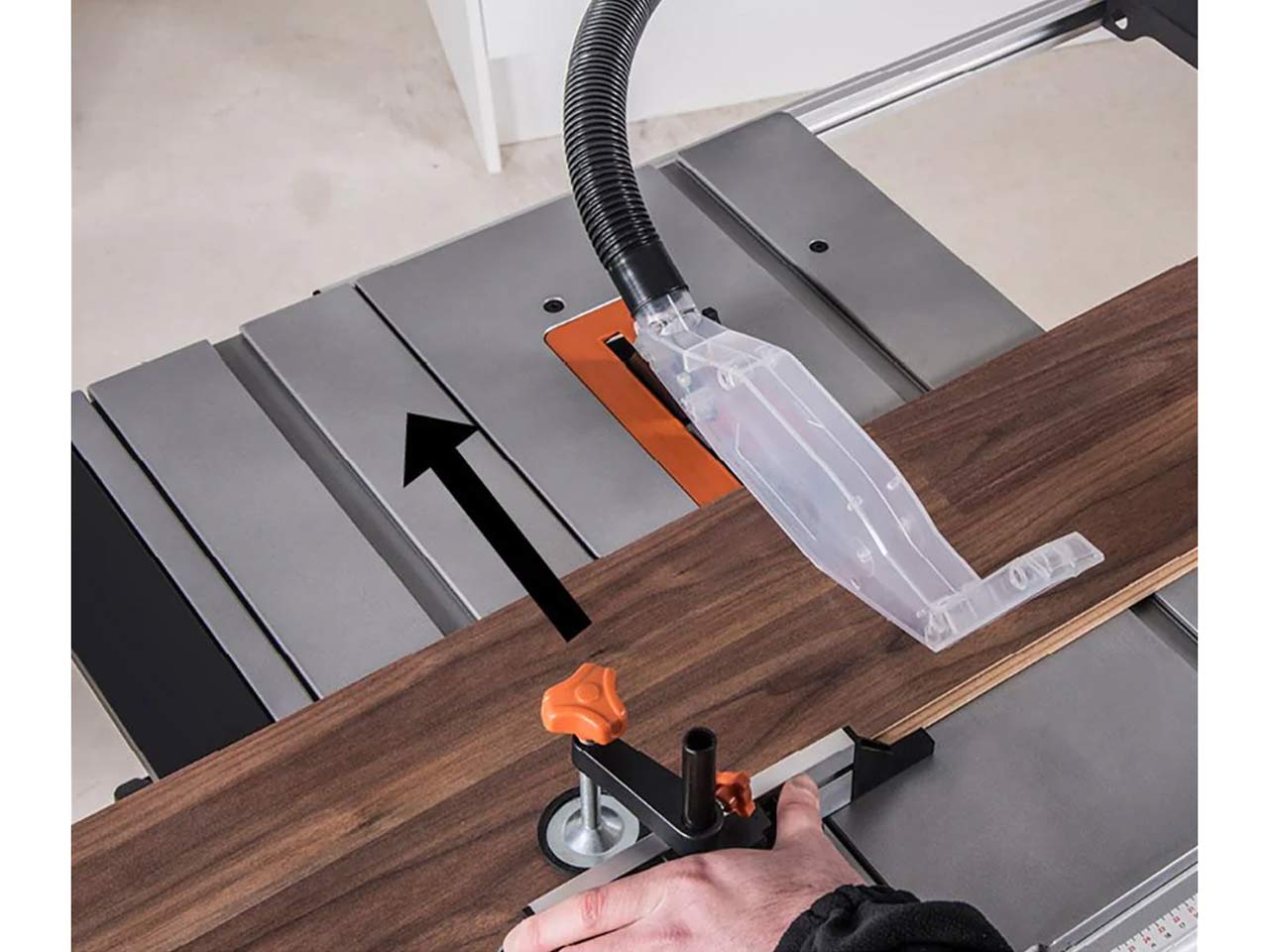 Multi purpose table deals saw