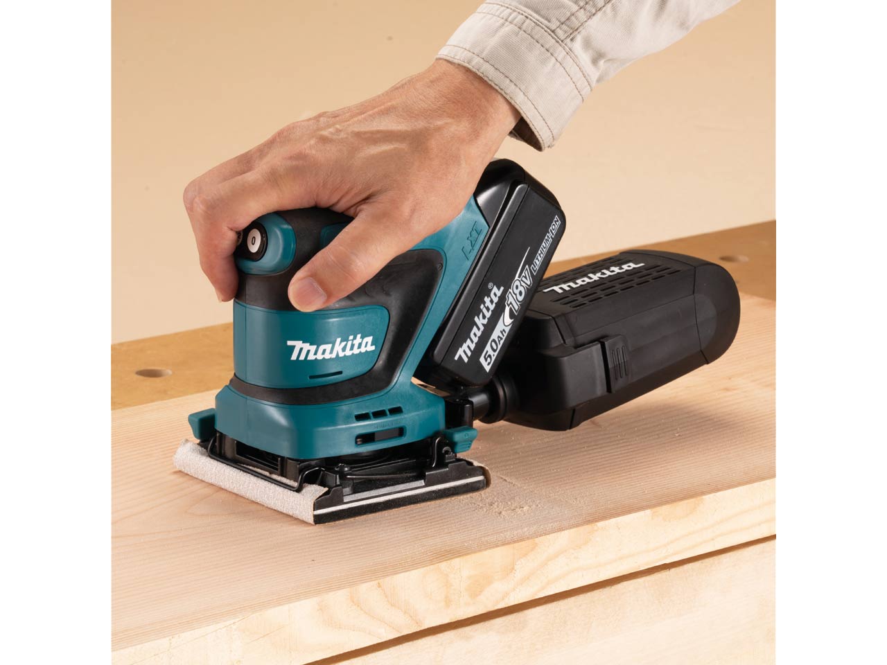 Makita brushless deals orbital sander