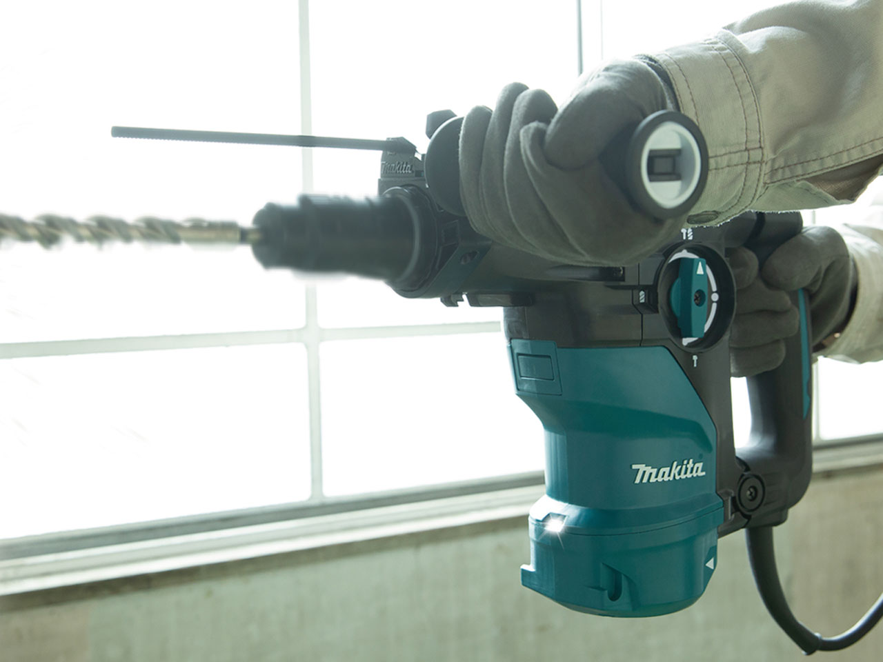 Makita 240v core deals drill