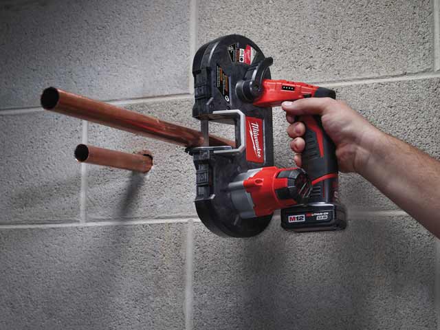 Milwaukee fuel m12 on sale band saw