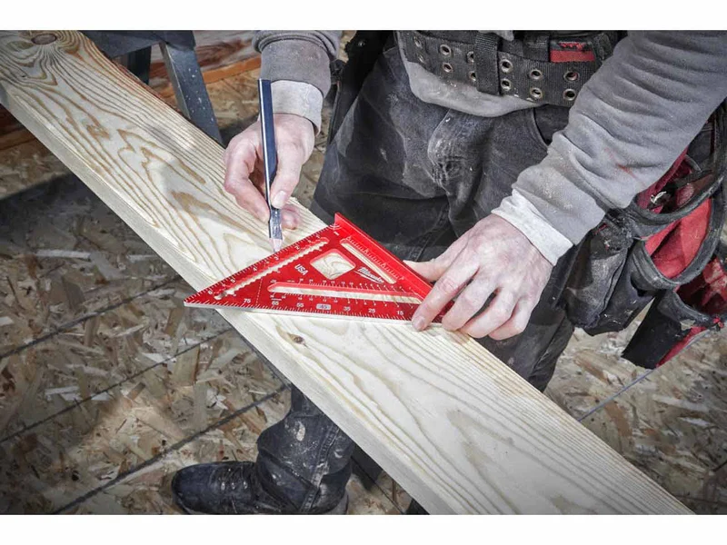 Milwaukee 4932472124 Metric Rafter Square