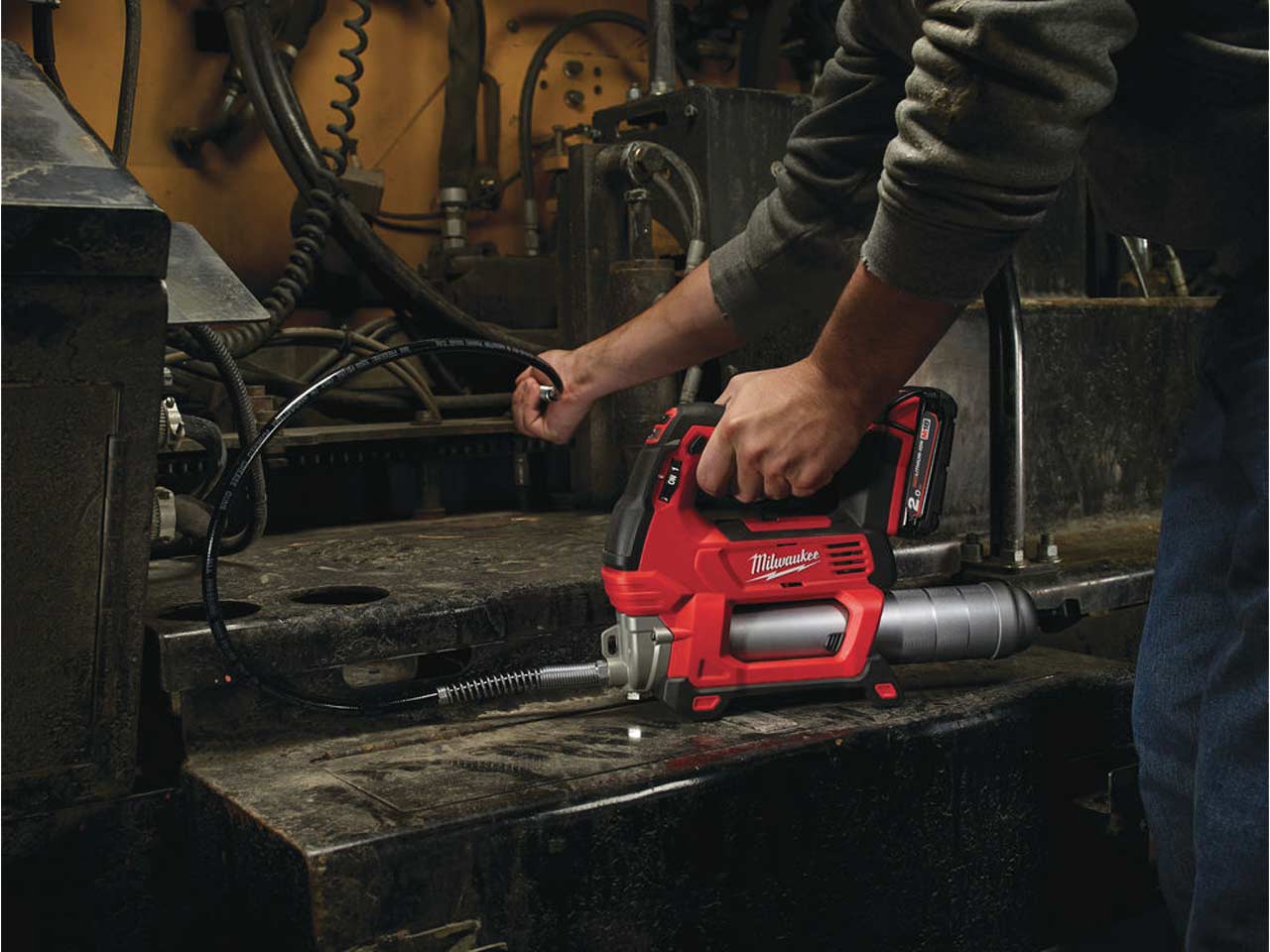 Milwaukee cordless grease deals gun