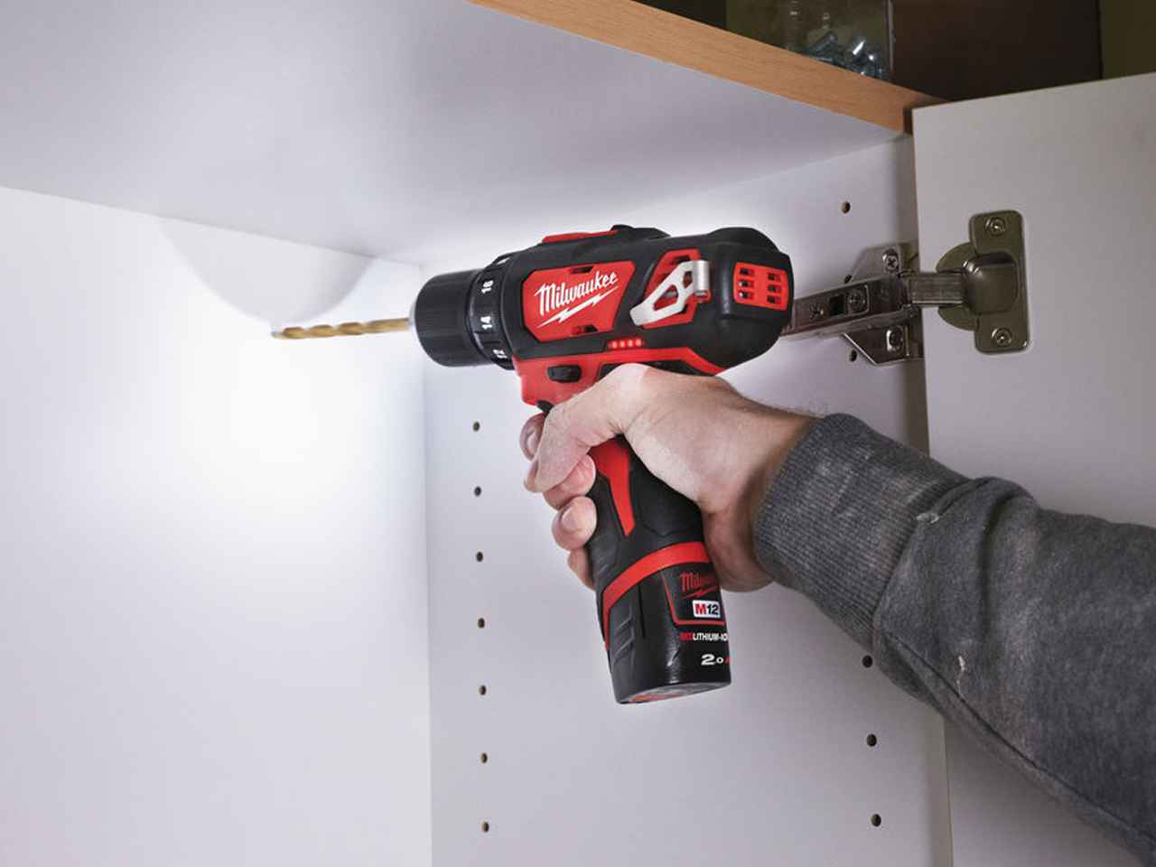 Milwaukee m12bdd outlet