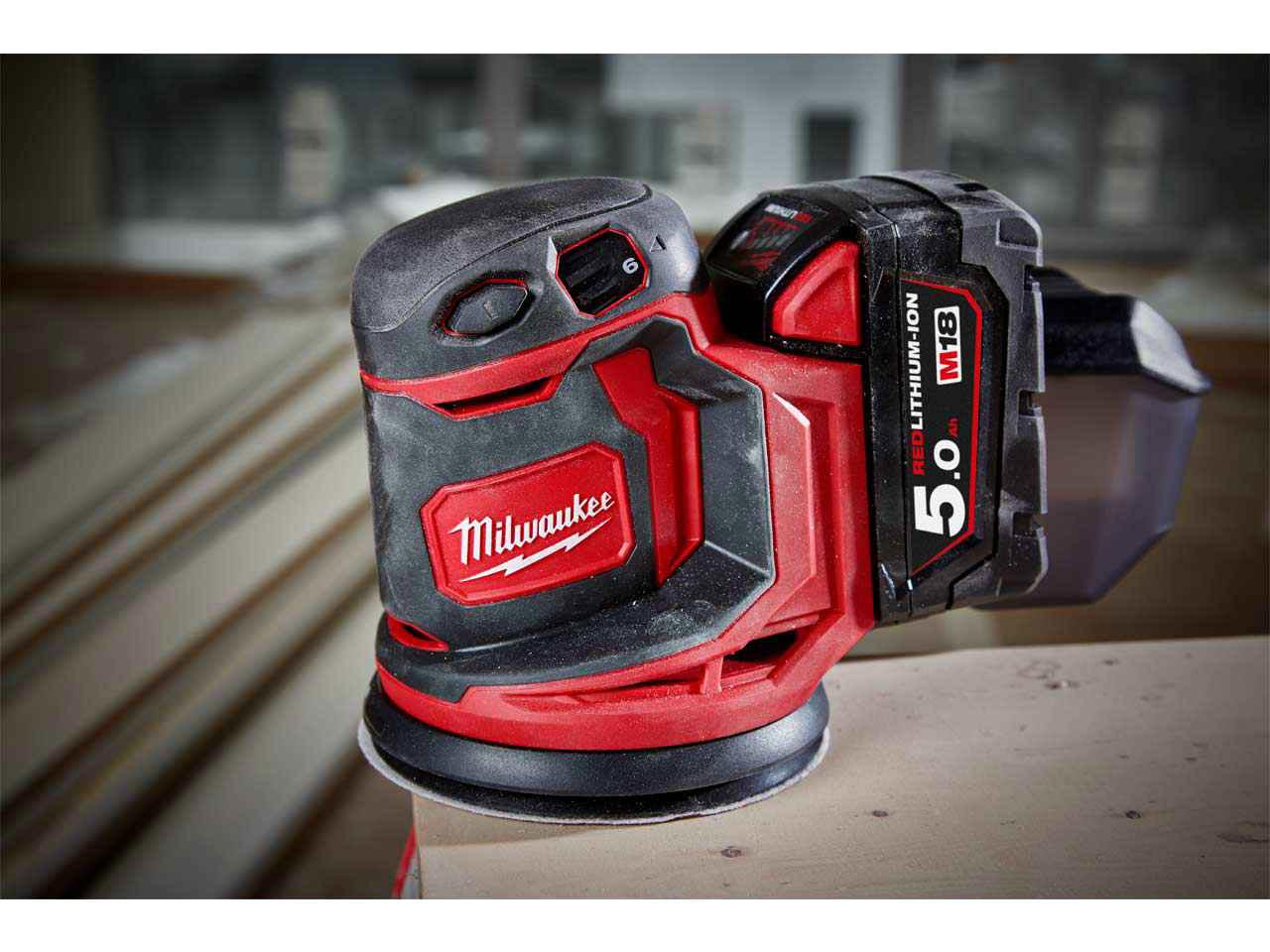 Milwaukee 18v store orbital sander