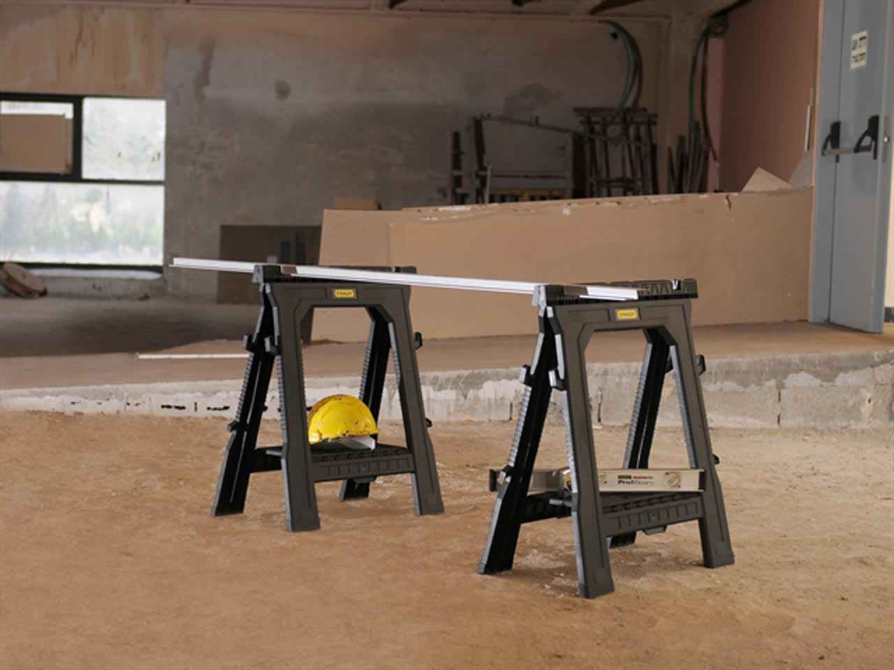 Stanley junior deals folding sawhorse