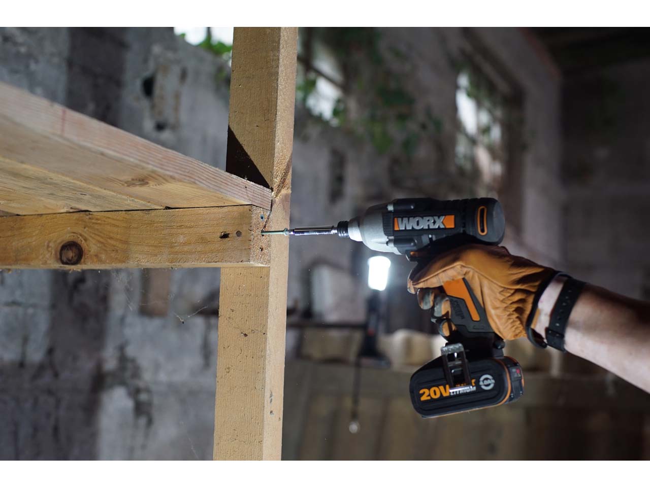 Worx WX291 20V 1x2Ah Cordless Impact Driver Kit